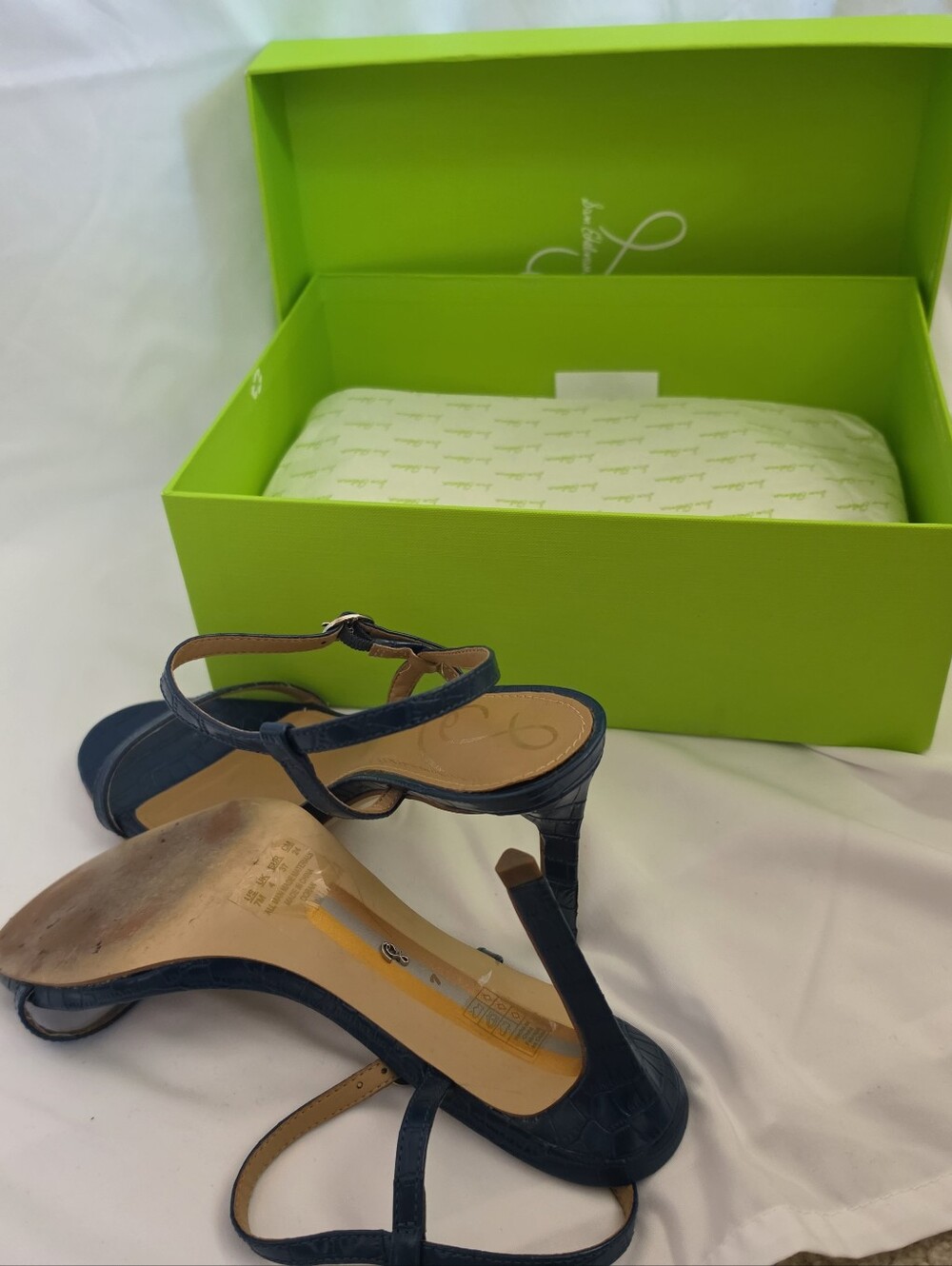 Sam Edelman Tourquois Crocodile T-Strap Heeled Sandal | Size 7 NWT - Picture 3 of 4